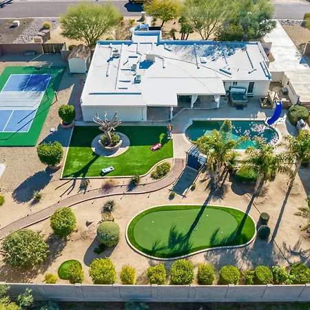 Pickleball In Paradise- 6 Bedrooms Pool Spa Arcade Putting Green Sportspickleballvolleyball